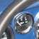 Foto:beziehen der Mittelkonsole sowie des Armaturenbrettes eines FIAT Spider mit blauem Leder